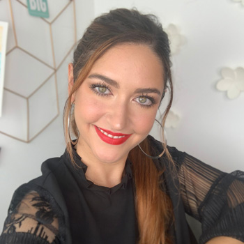 Profile-pic---Adriana-Patiño